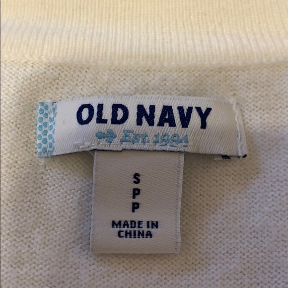 Button down sweater - Picture 3 of 3